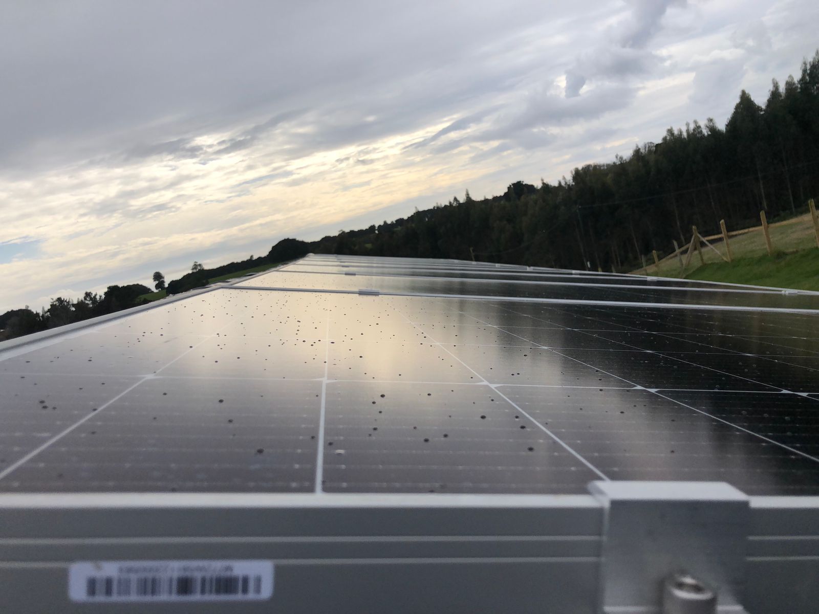 Instalacion de paneles solares en un domicilio